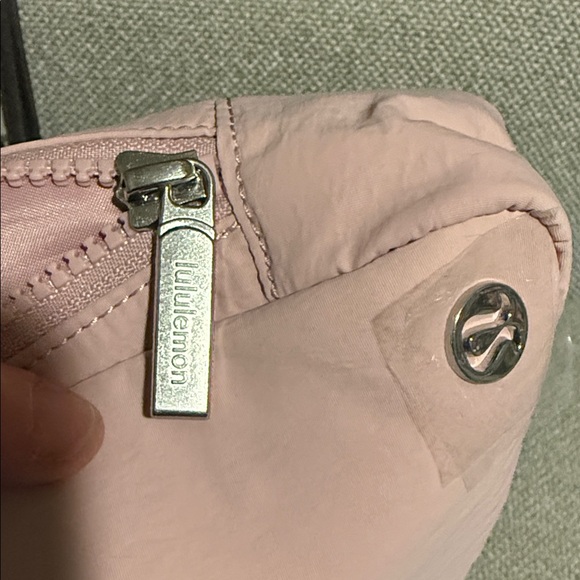 Lululemon Pink Everywhere belt bag large and shopper - Picture 3 of 6